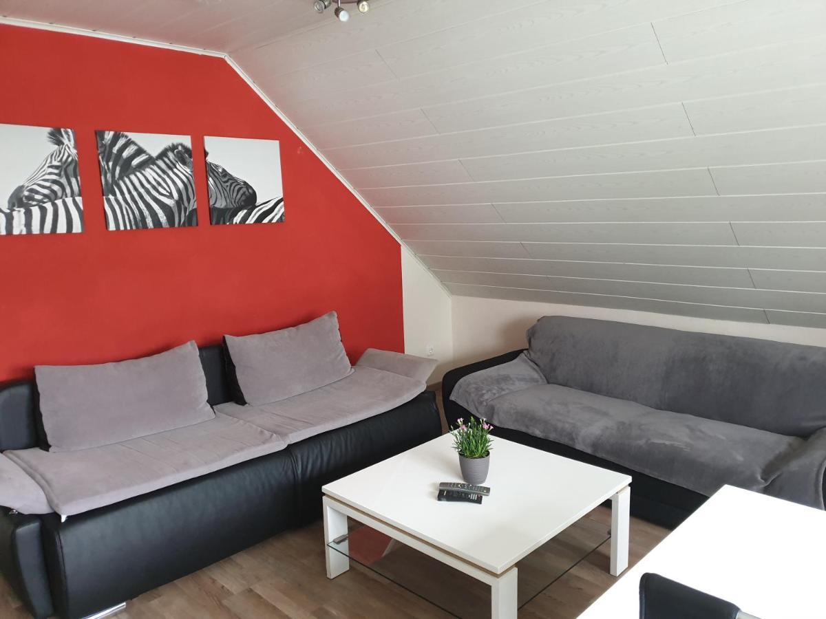 Lindner Ferienwohnungen Und Doppelzimmer フィヒテルベルク エクステリア 写真